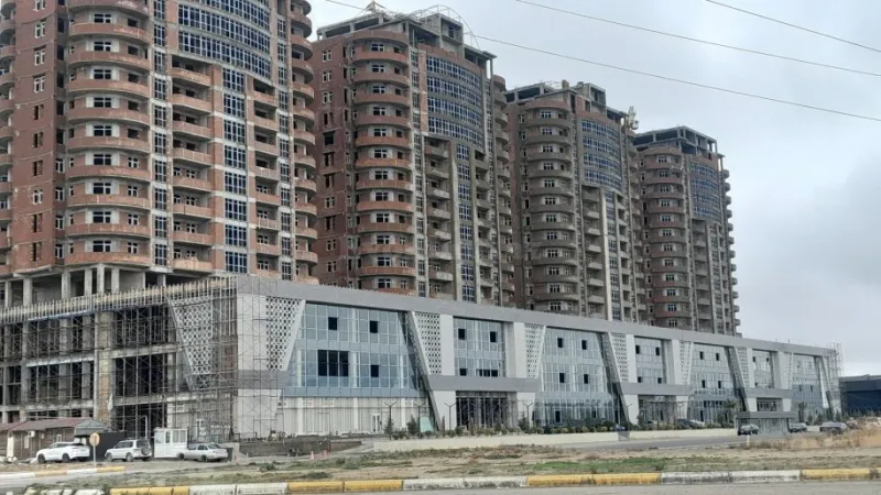 Satılır 2 otaqlı Mənzil Yeni tikili 100.5 m² Lökbatan - şəkil 2