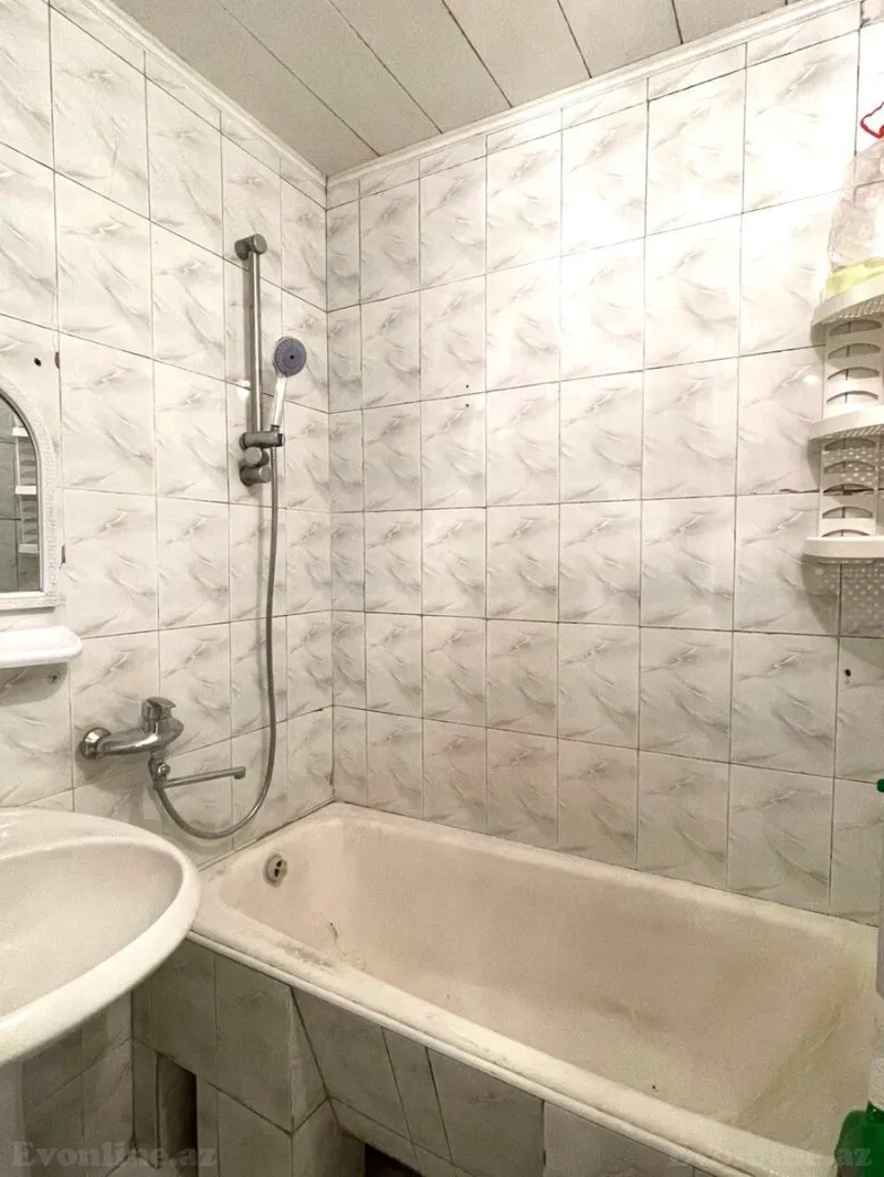 Kirayə verilir 3 otaqlı Mənzil Köhnə tikili 72 m² Xalqlar Dostluğu m. - şəkil 9