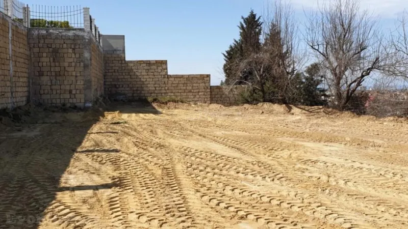 Satılır Torpaq 9.5 sot Novxanı