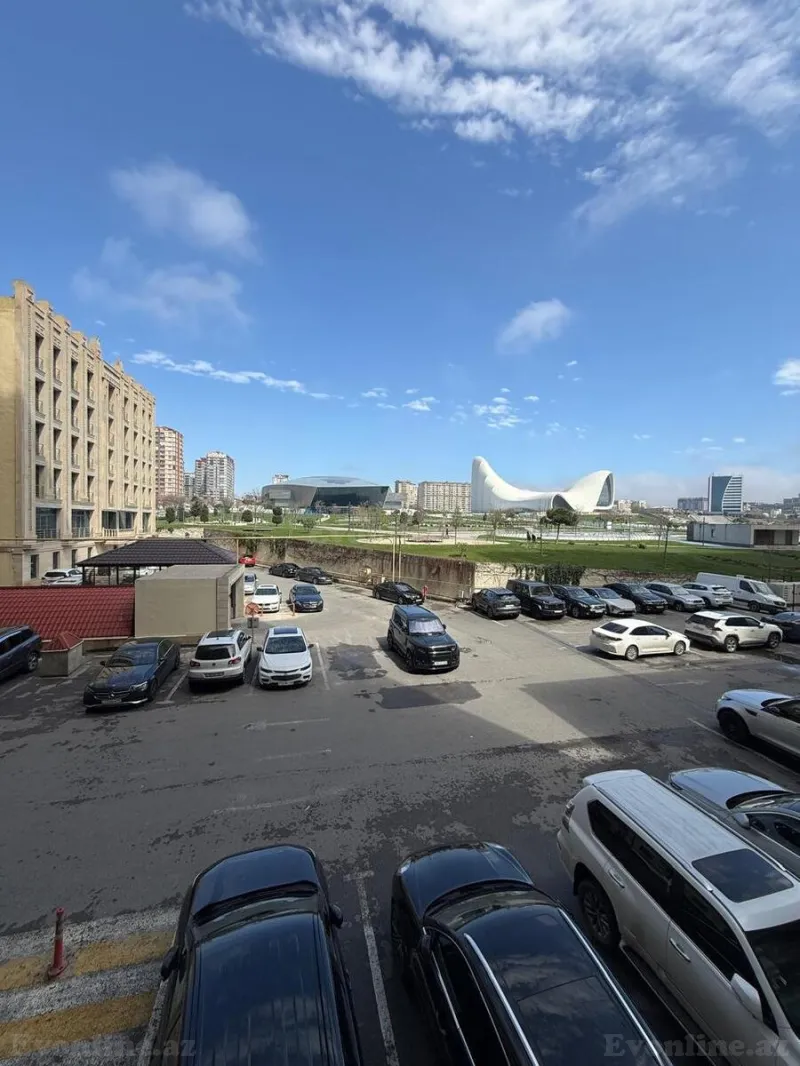 Satılır 4 otaqlı Mənzil Yeni tikili 263.5 m² Nərimanov r.