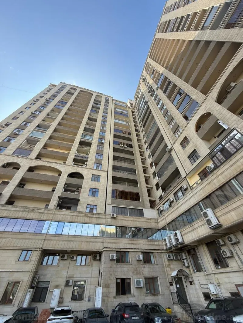 Satılır 4 otaqlı Mənzil Yeni tikili 263.5 m² Nərimanov r. - şəkil 4