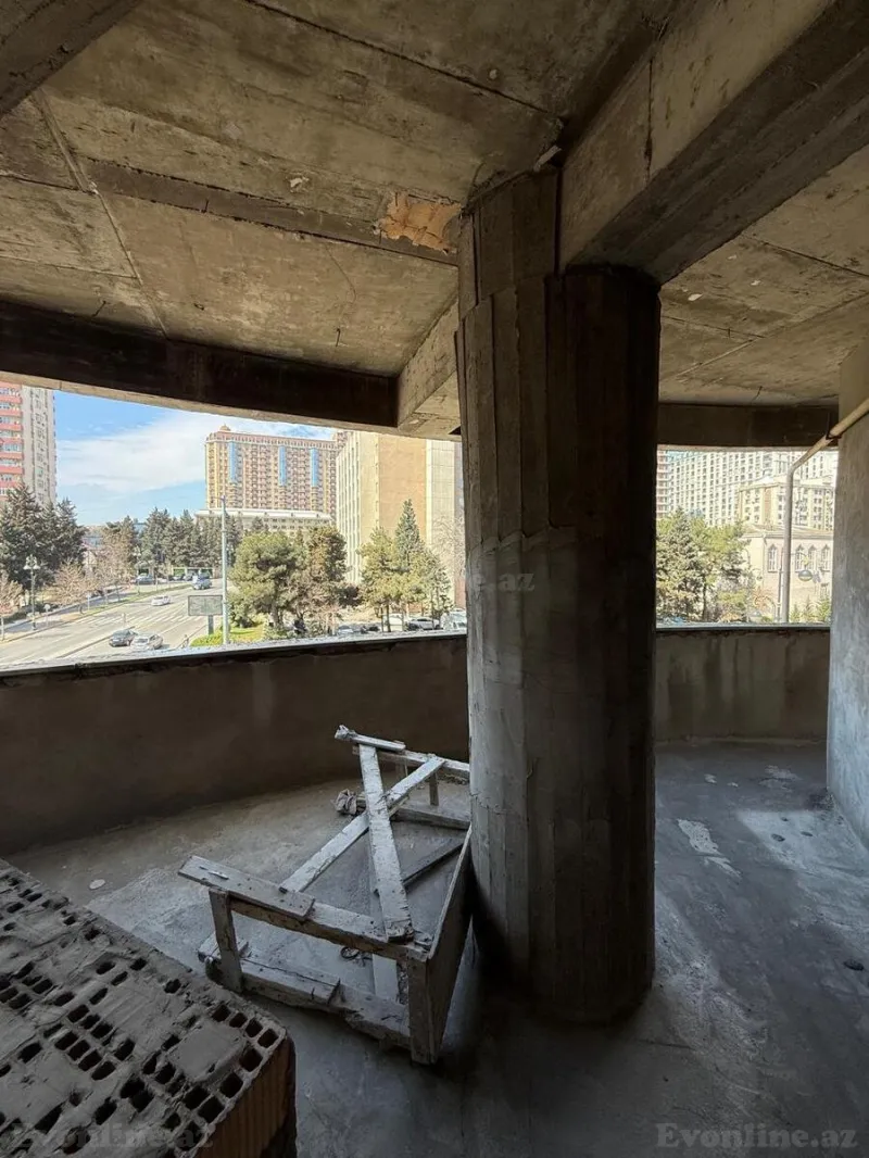 Satılır 4 otaqlı Mənzil Yeni tikili 263.5 m² Nərimanov r. - şəkil 9