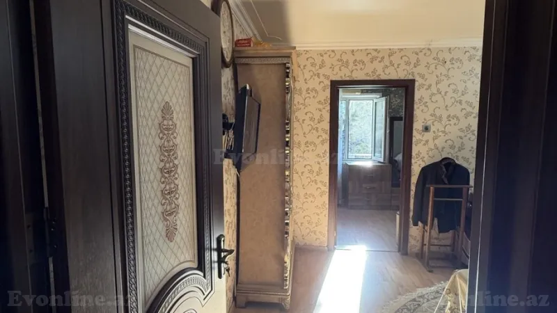 Satılır 3 otaqlı Mənzil Köhnə tikili 55 m² Xalqlar Dostluğu m. - şəkil 4