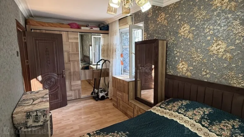 Satılır 3 otaqlı Mənzil Köhnə tikili 55 m² Xalqlar Dostluğu m. - şəkil 6