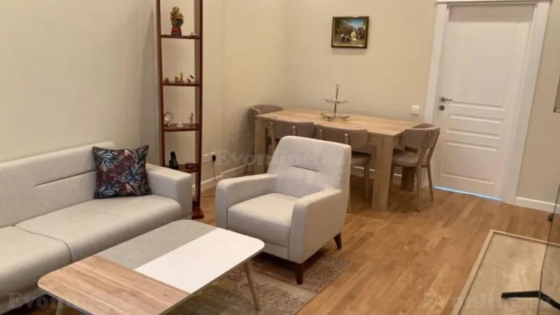 Kirayə verilir 2 otaqlı Mənzil Köhnə tikili 60 m² İçərişəhər m. - şəkil 2