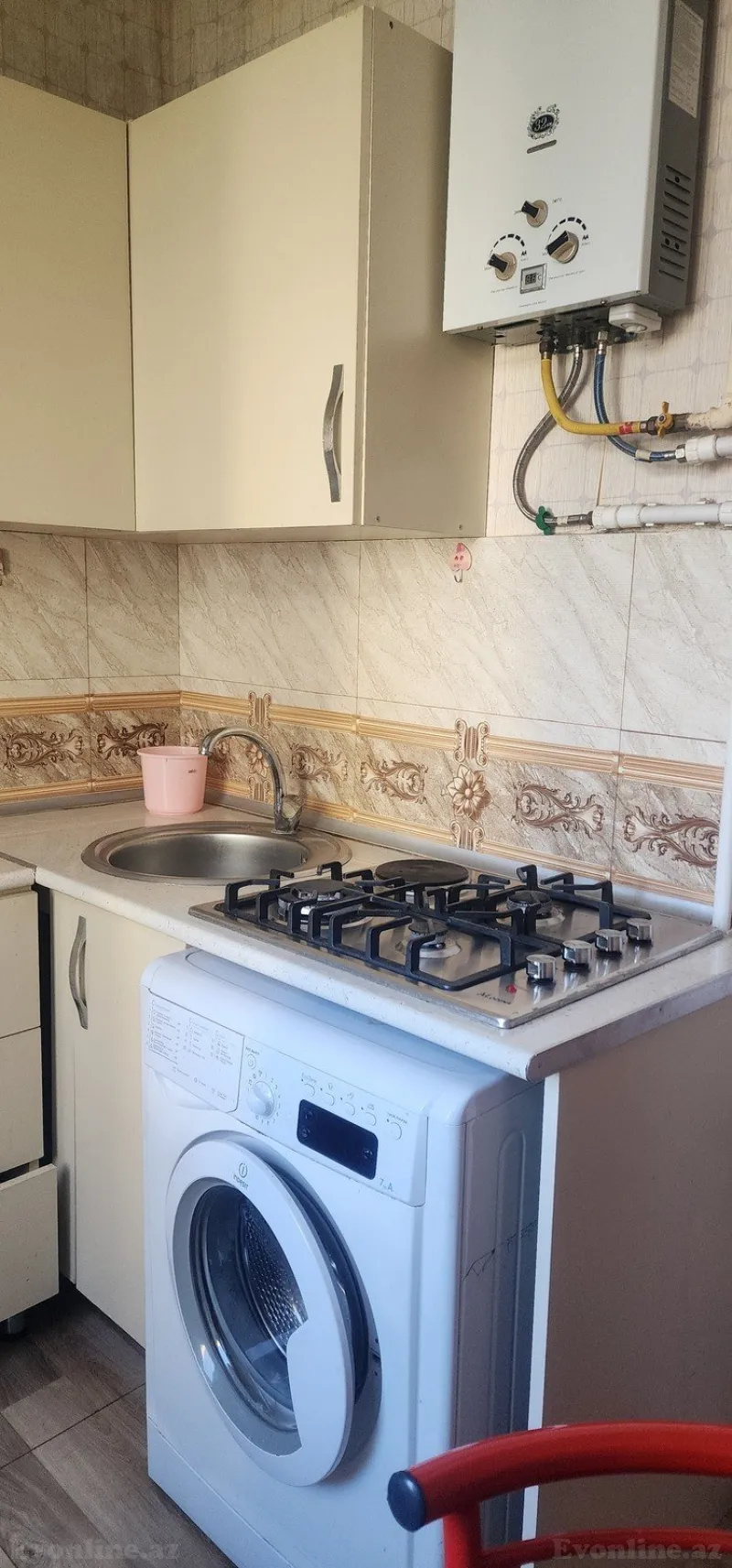 Kirayə verilir 1 otaqlı Mənzil Köhnə tikili 30 m² 5-ci mikrorayon