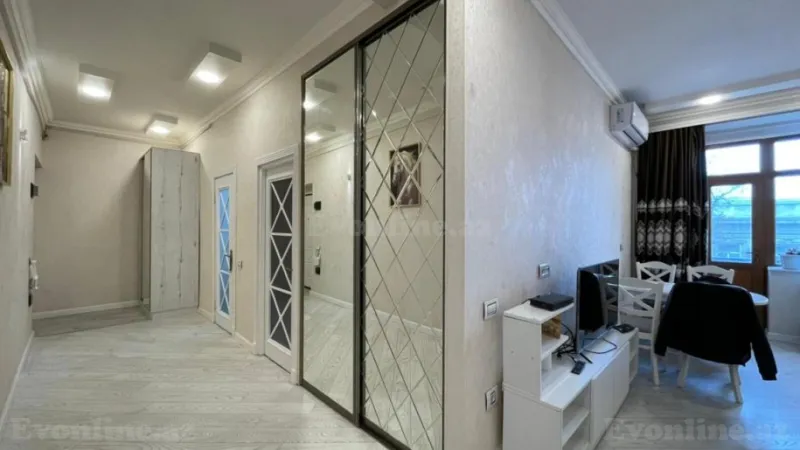 Satılır 2 otaqlı Mənzil Köhnə tikili 53 m² Sahil m. - şəkil 6