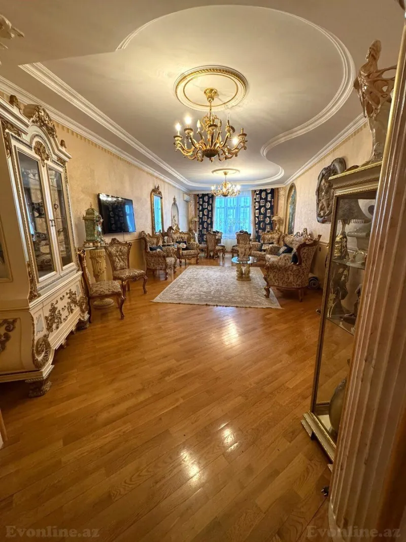 Satılır 4 otaqlı Mənzil Yeni tikili 185 m² Elmlər Akademiyası m.