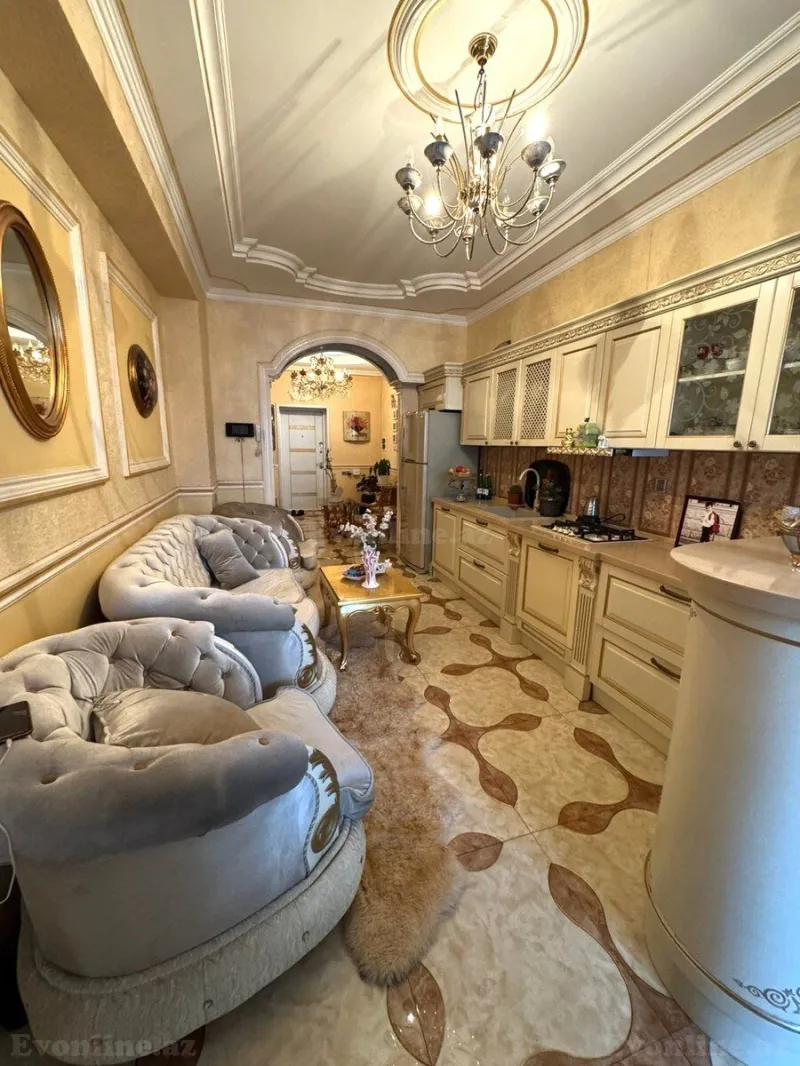 Satılır 4 otaqlı Mənzil Yeni tikili 185 m² Elmlər Akademiyası m. - şəkil 14