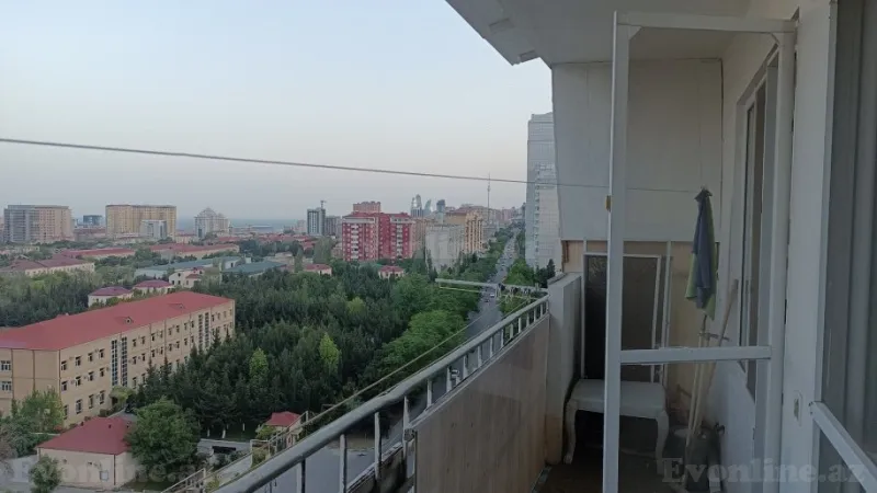 Satılır 6 otaqlı Mənzil Köhnə tikili 240 m² Yasamal - şəkil 5