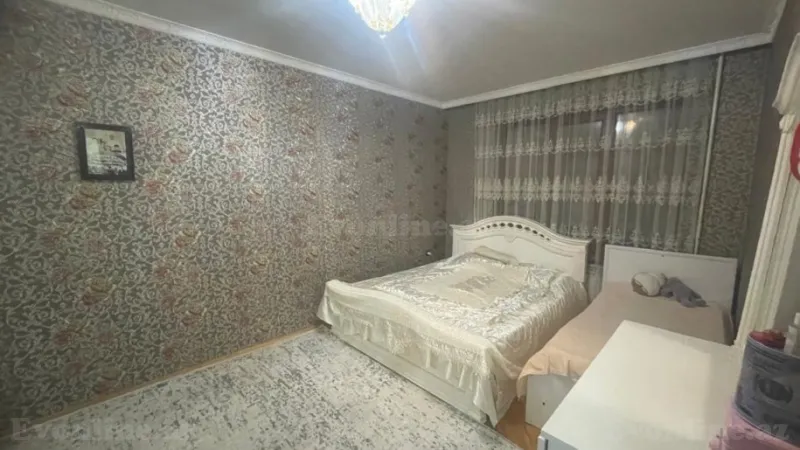 Satılır 3 otaqlı Mənzil Köhnə tikili 72 m² Bayıl - şəkil 2
