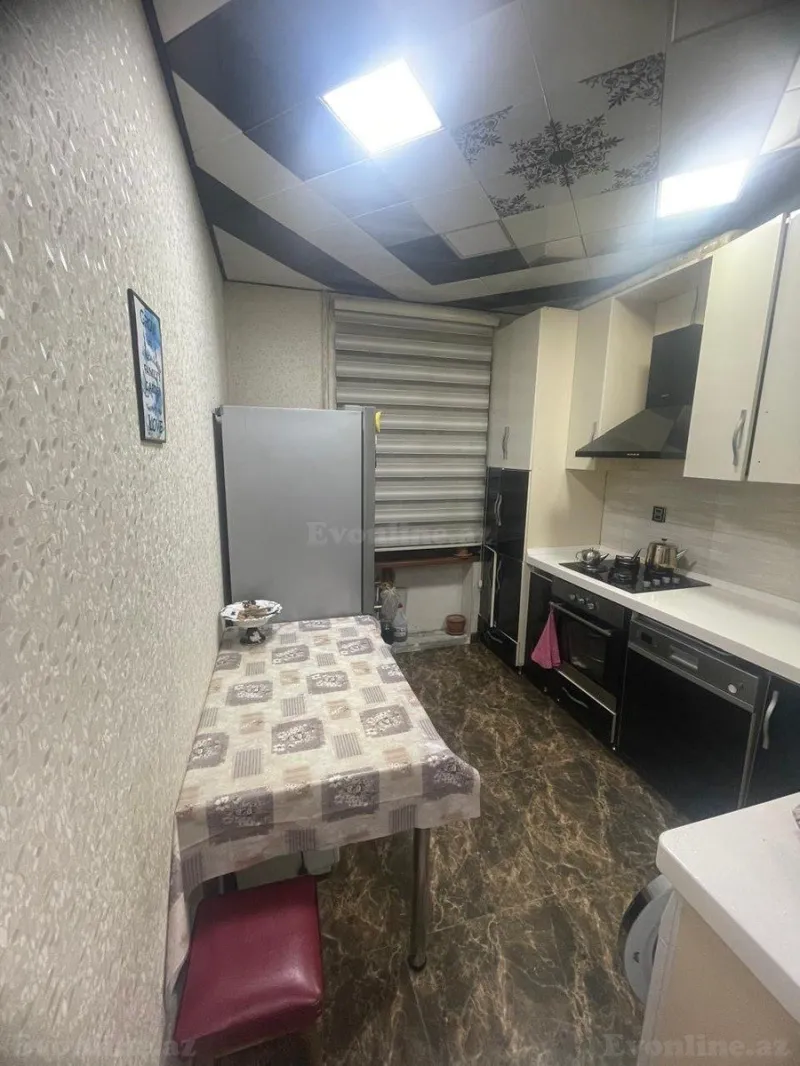 Satılır 3 otaqlı Mənzil Köhnə tikili 72 m² Bayıl - şəkil 5
