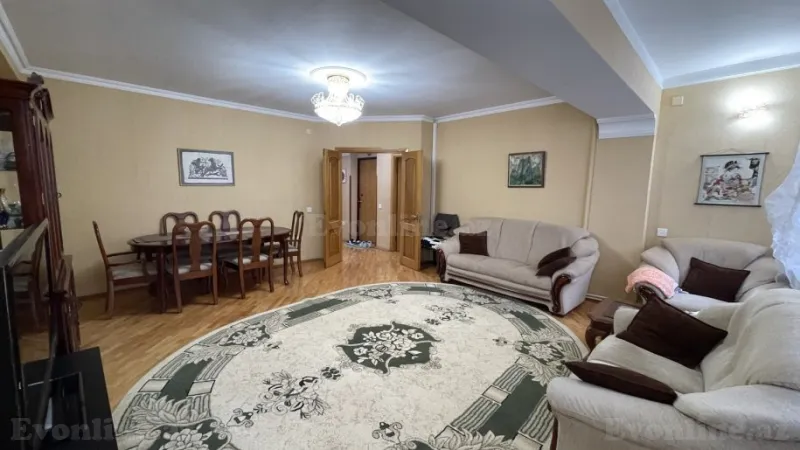 Satılır 3 otaqlı Mənzil Köhnə tikili 100 m² 28 May m. - şəkil 5