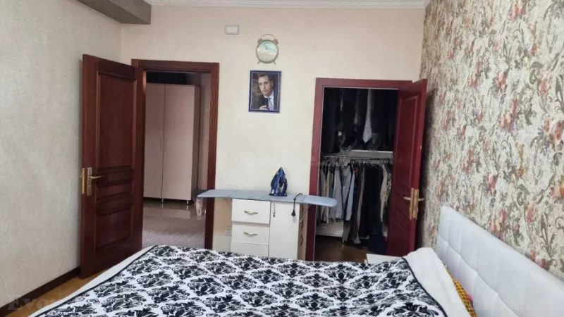 Kirayə verilir 4 otaqlı Mənzil Yeni tikili 135 m² Binəqədi r. - şəkil 5