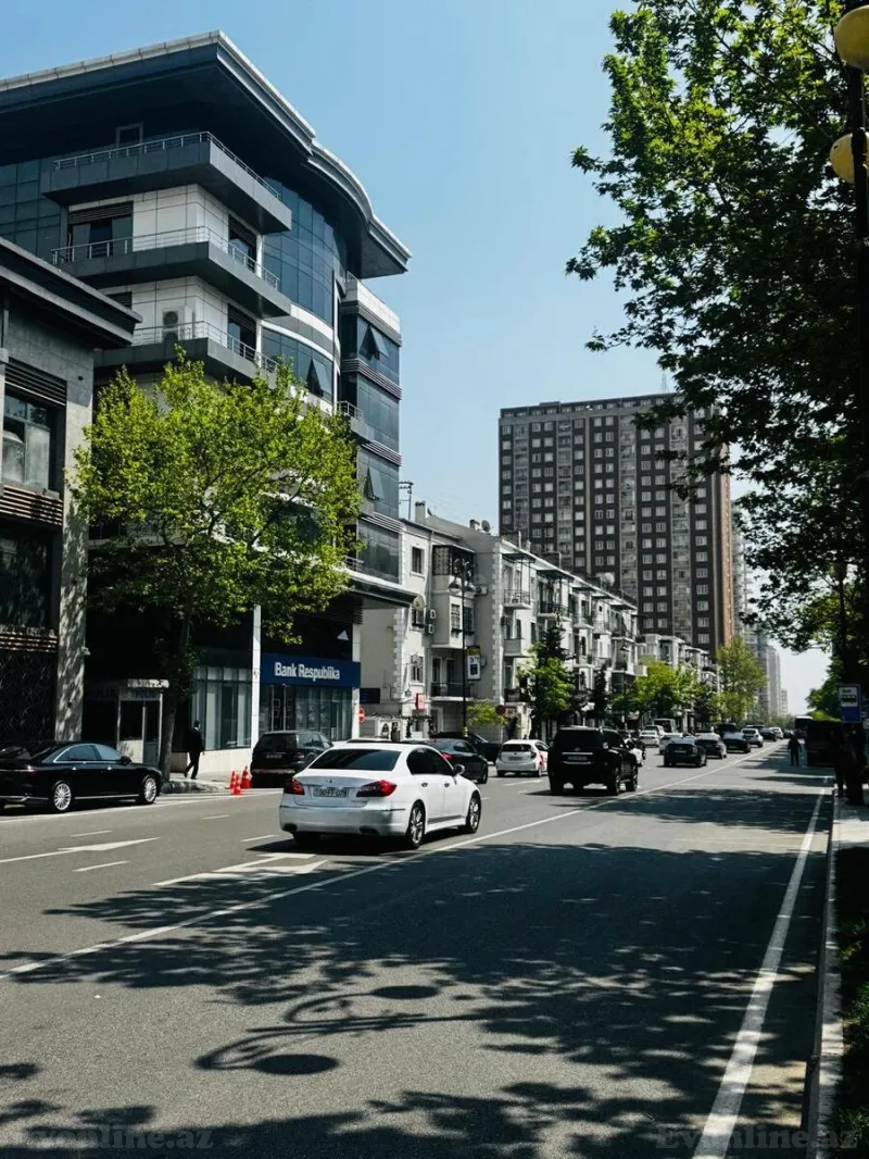 Satılır 2 otaqlı Mənzil Köhnə tikili 45 m² Nəsimi r.