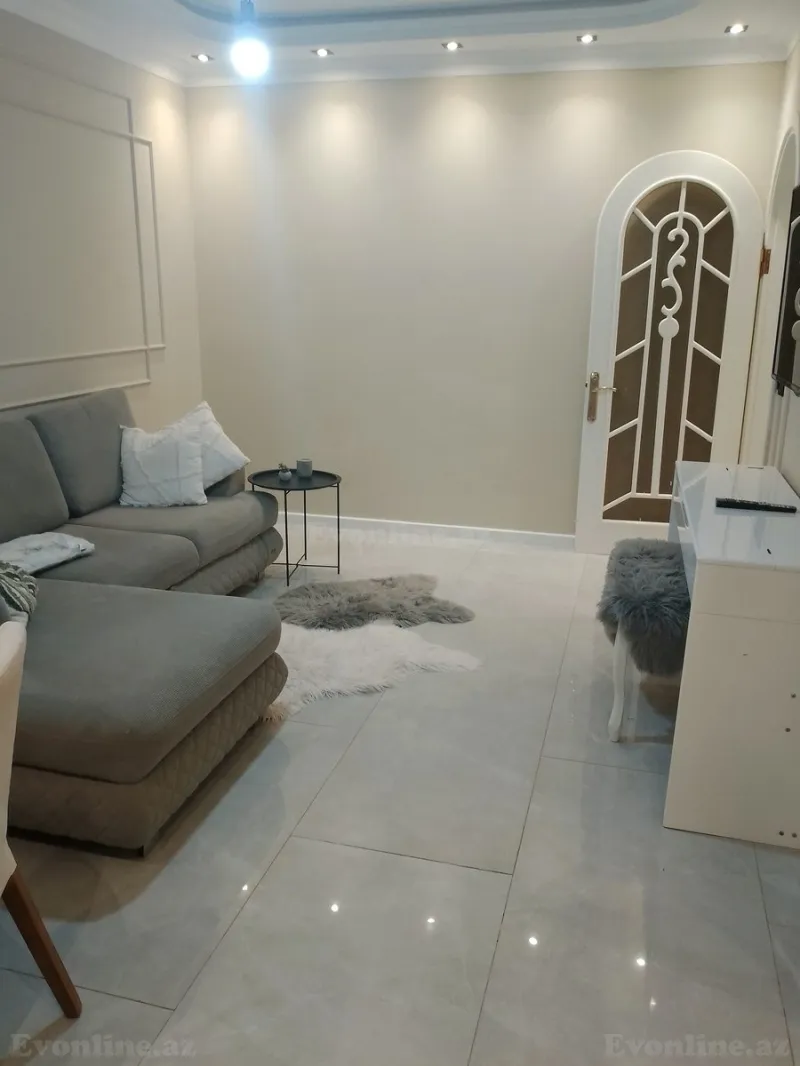 Kirayə verilir 2 otaqlı Mənzil Köhnə tikili 55 m² 4-cü mikrorayon - şəkil 3