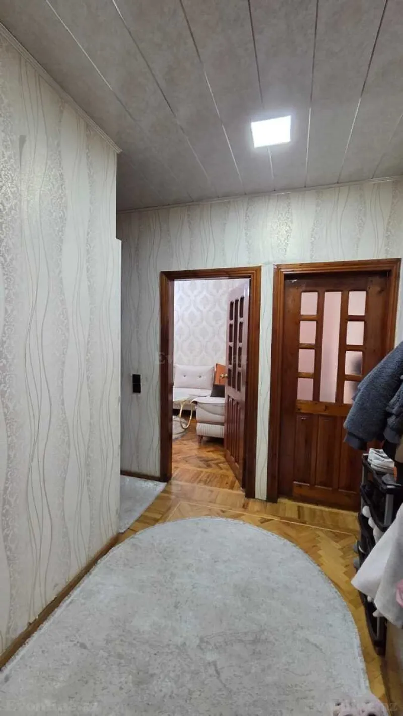 Satılır 4 otaqlı Mənzil Köhnə tikili 110 m² Yeni Yasamal - şəkil 7