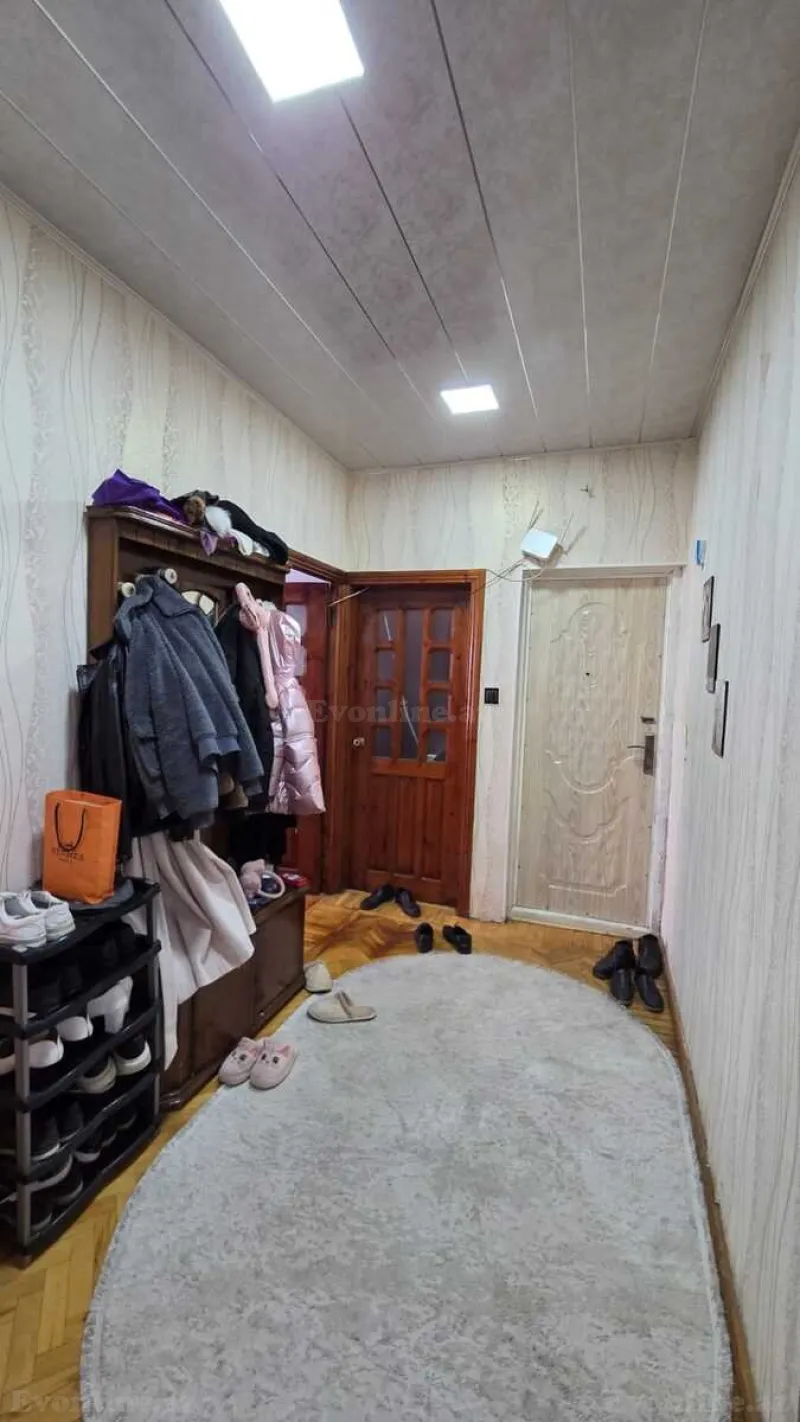 Satılır 4 otaqlı Mənzil Köhnə tikili 110 m² Yeni Yasamal - şəkil 8