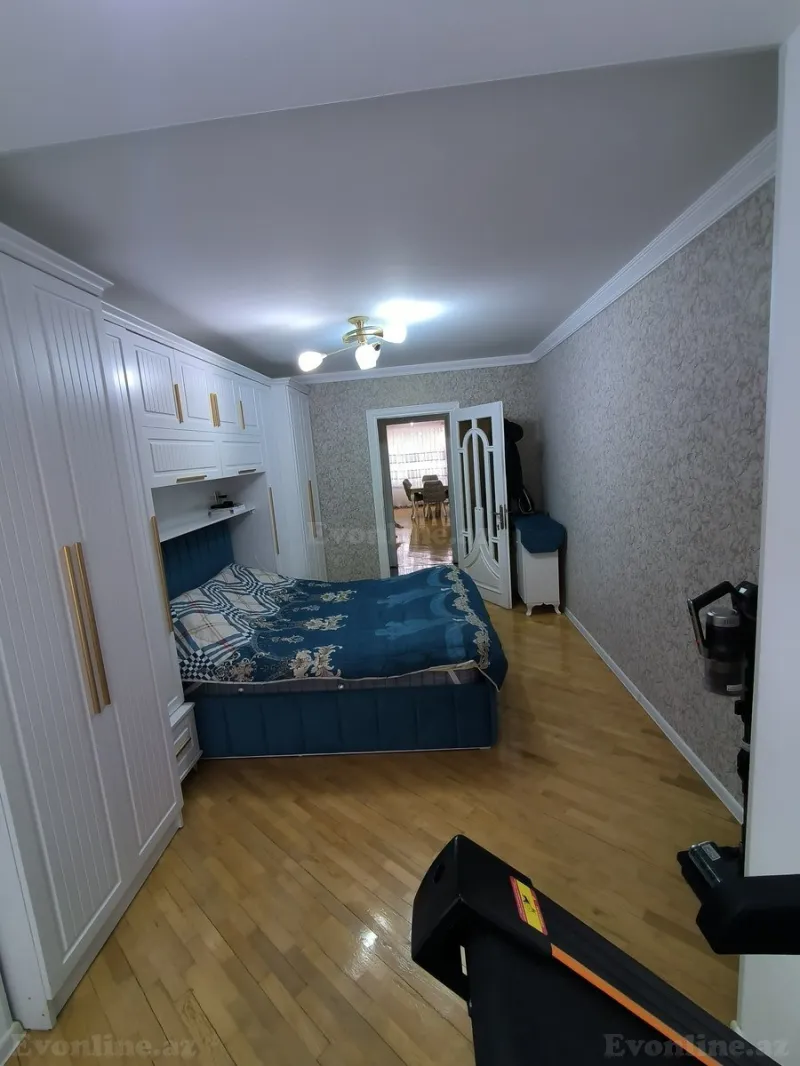 Satılır 3 otaqlı Mənzil Köhnə tikili 70 m² Neftçilər m. - şəkil 5