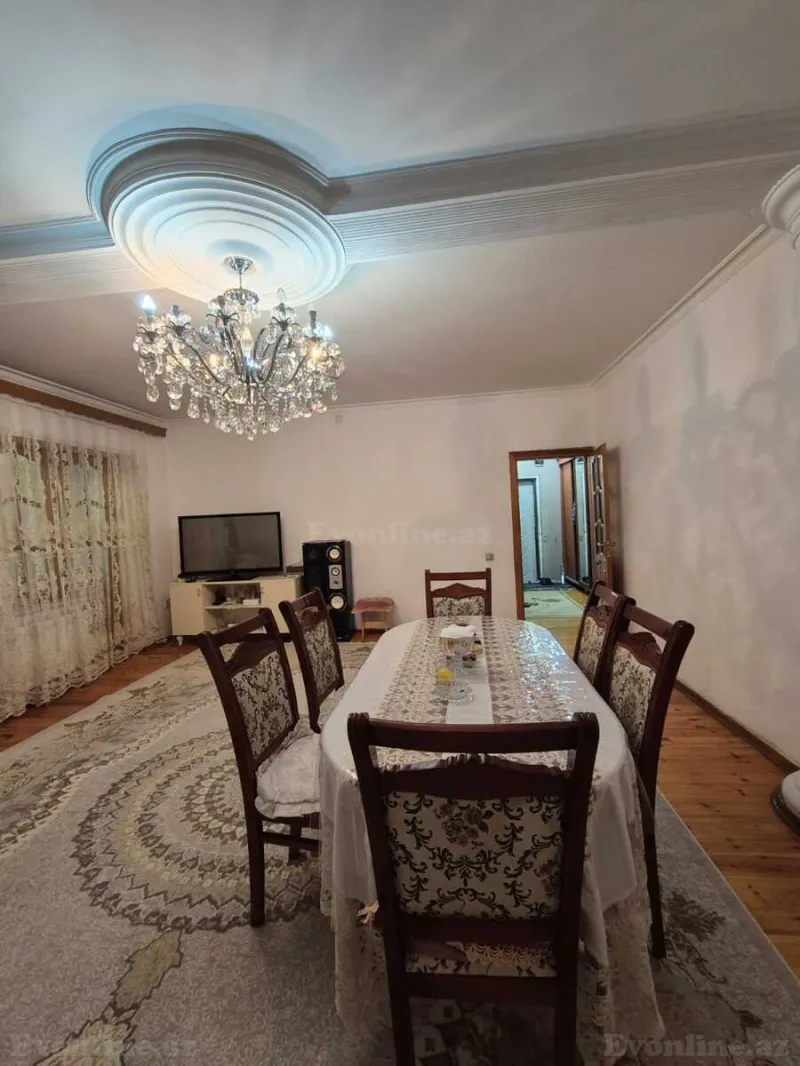 Satılır 4 otaqlı Mənzil Köhnə tikili 130 m² Yeni Yasamal - şəkil 3