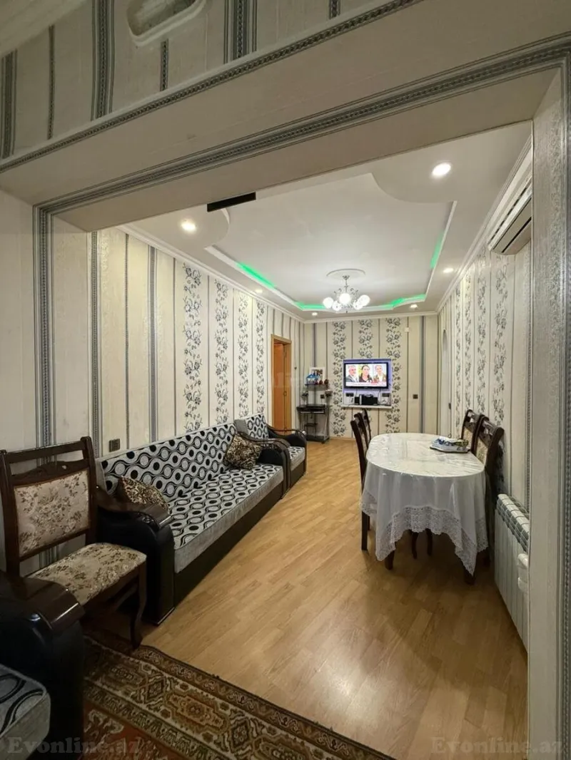 Satılır 2 otaqlı Mənzil Köhnə tikili 55 m² Xalqlar Dostluğu m. - şəkil 3