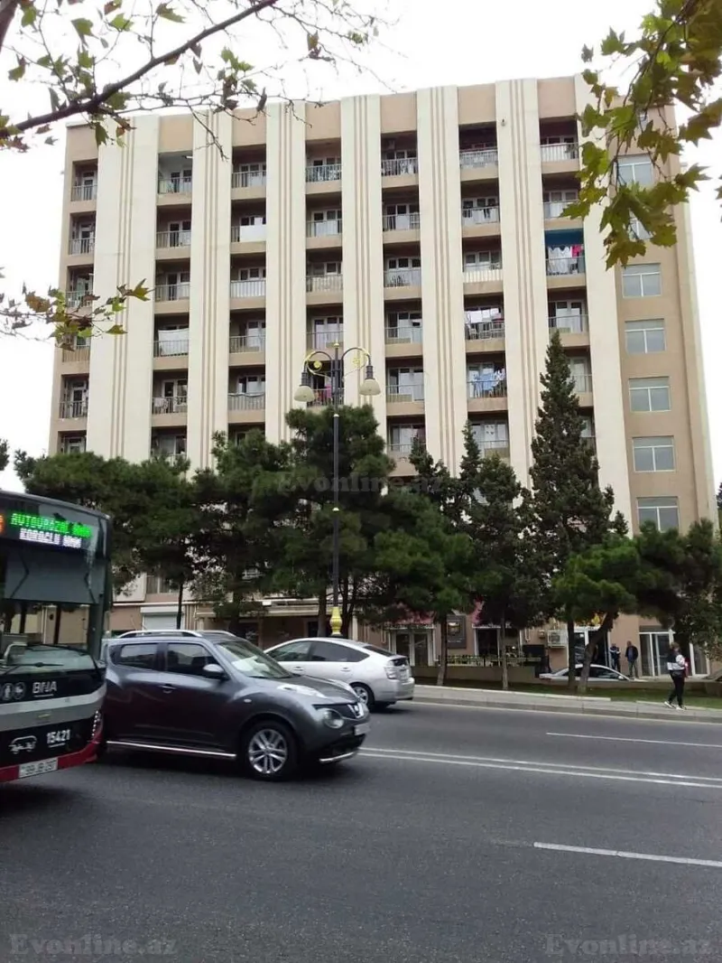 Kirayə verilir 1 otaqlı Mənzil Köhnə tikili 35 m² Gənclik m.