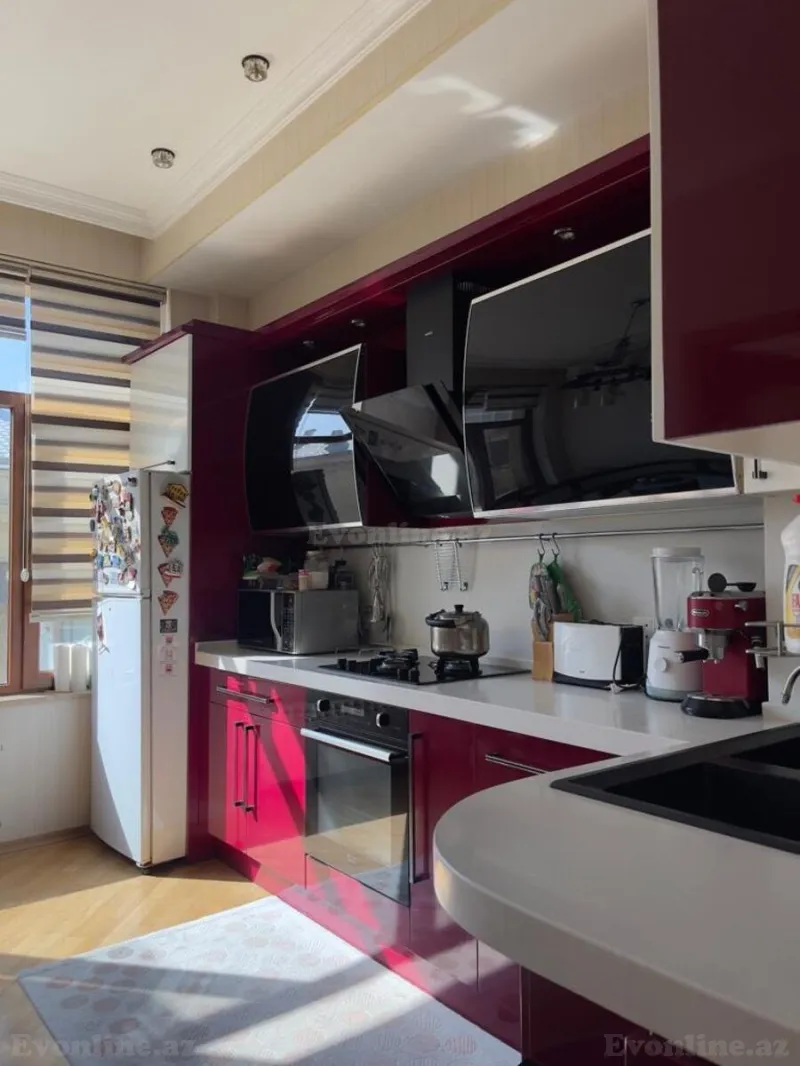 Kirayə verilir 3 otaqlı Mənzil Yeni tikili 90 m² İçərişəhər m. - şəkil 5