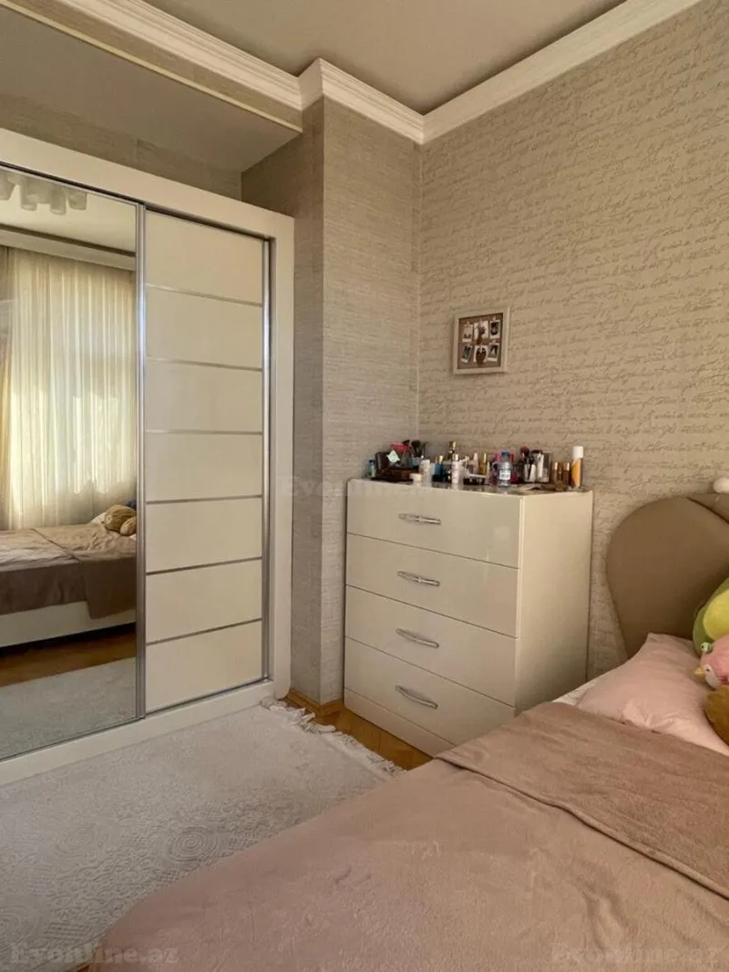 Kirayə verilir 3 otaqlı Mənzil Yeni tikili 90 m² İçərişəhər m. - şəkil 13