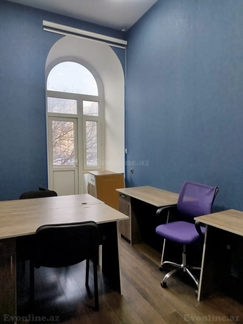 Kirayə verilir Ofis 110 m² 28 May m. - şəkil 14