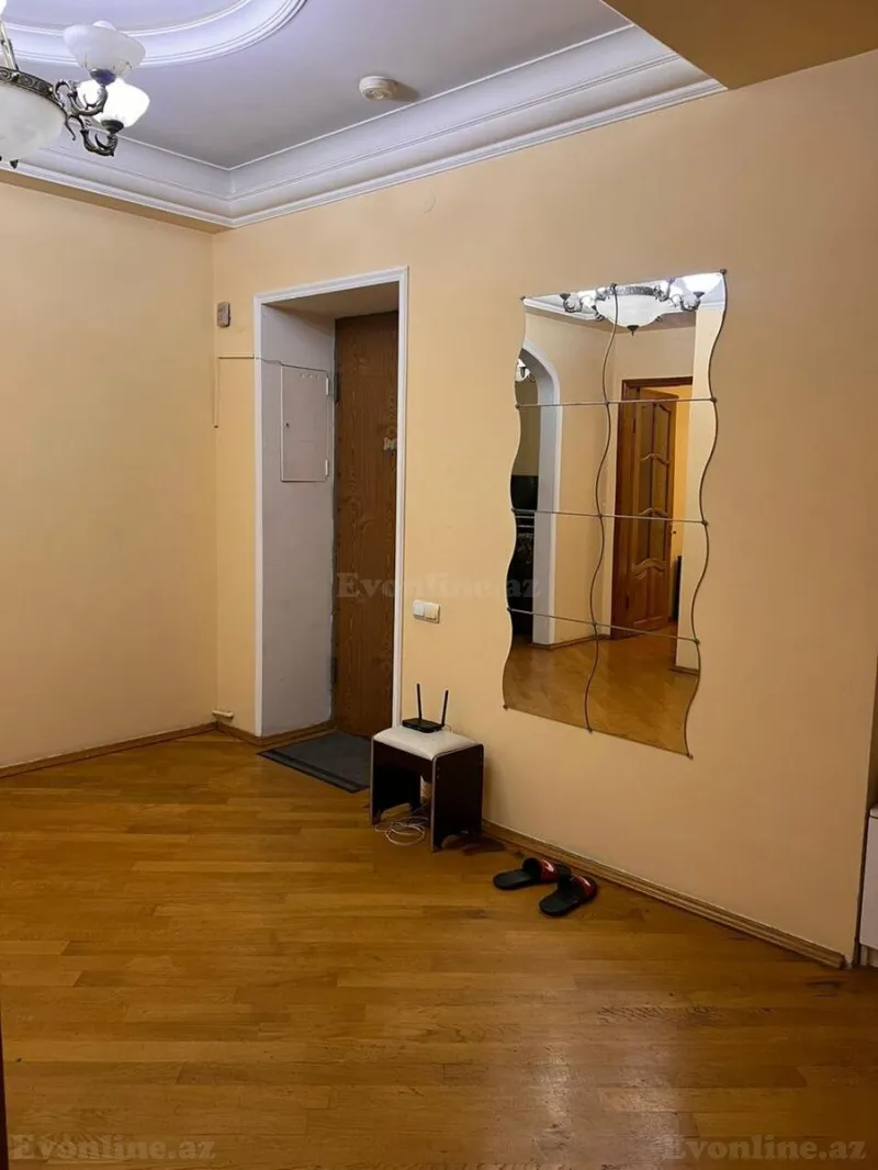 Kirayə verilir 3 otaqlı Mənzil Köhnə tikili 75 m² Sahil m. - şəkil 8