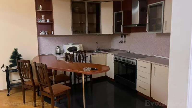 Kirayə verilir 3 otaqlı Mənzil Köhnə tikili 75 m² Sahil m. - şəkil 12