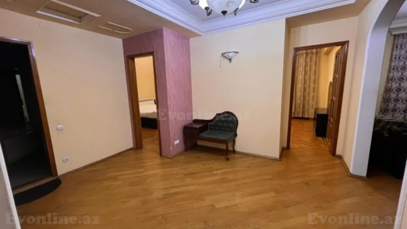 Kirayə verilir 3 otaqlı Mənzil Köhnə tikili 75 m² Sahil m. - şəkil 14