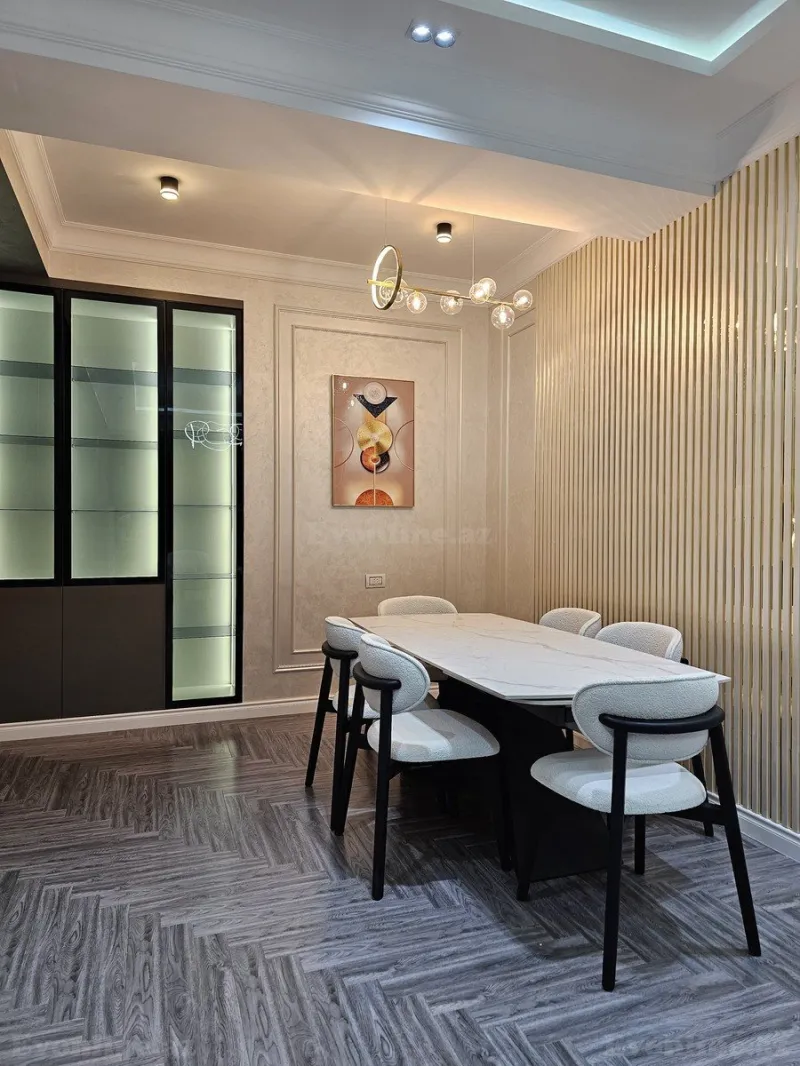 Satılır 4 otaqlı Mənzil Yeni tikili 185 m² Xətai m. - şəkil 12