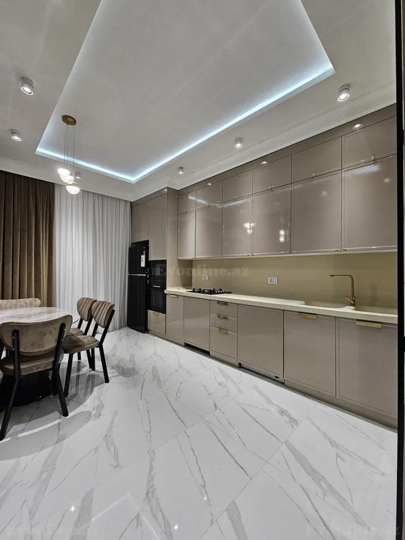 Satılır 4 otaqlı Mənzil Yeni tikili 185 m² Xətai m. - şəkil 21