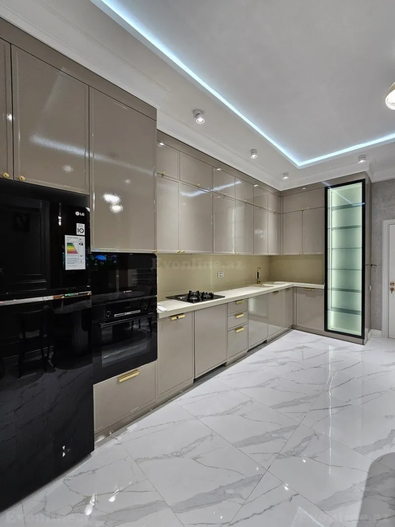 Satılır 4 otaqlı Mənzil Yeni tikili 185 m² Xətai m. - şəkil 23