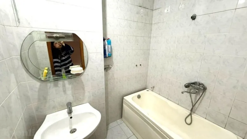 Kirayə verilir 3 otaqlı Mənzil Köhnə tikili 95 m² Həzi Aslanov m. - şəkil 13