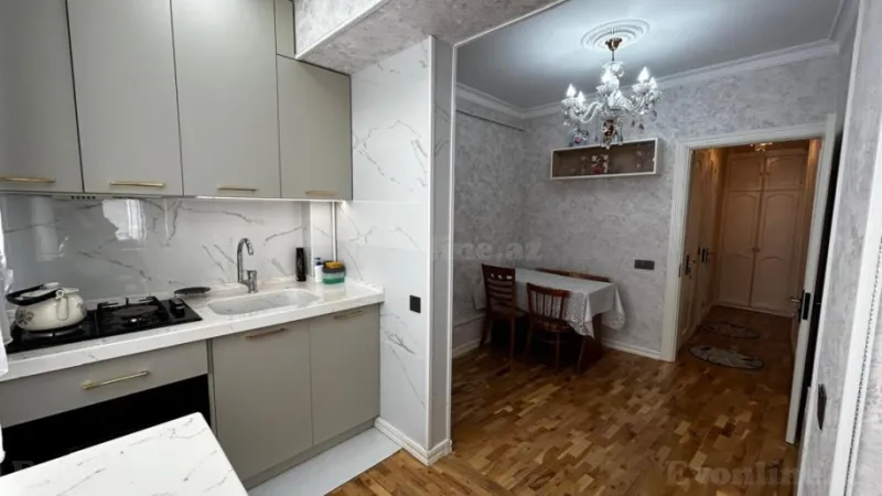 Satılır 3 otaqlı Mənzil Köhnə tikili 70 m² Nərimanov r. - şəkil 9