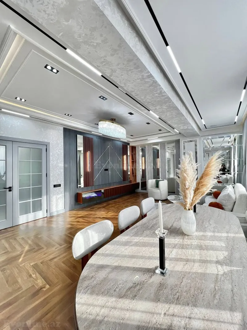 Satılır 4 otaqlı Mənzil Yeni tikili 186 m² Qara Qarayev m. - şəkil 2