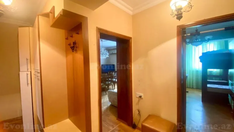 Satılır 4 otaqlı Mənzil Köhnə tikili 105 m² Yasamal - şəkil 5