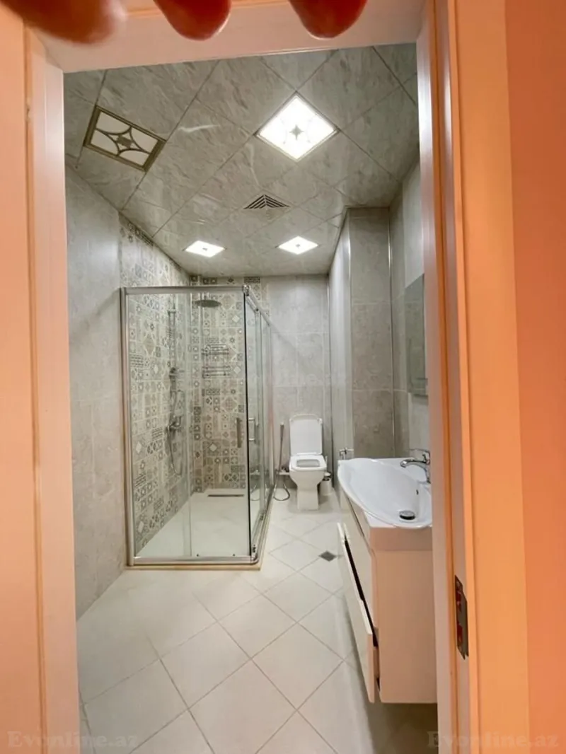 Kirayə verilir 3 otaqlı Mənzil Yeni tikili 120 m² Xətai m. - şəkil 7