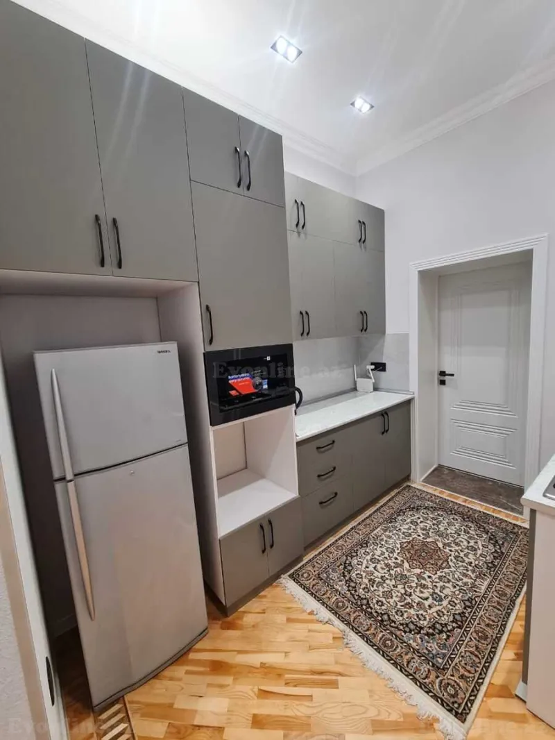 Kirayə verilir 1 otaqlı Mənzil Köhnə tikili 50 m² Sahil m. - şəkil 15