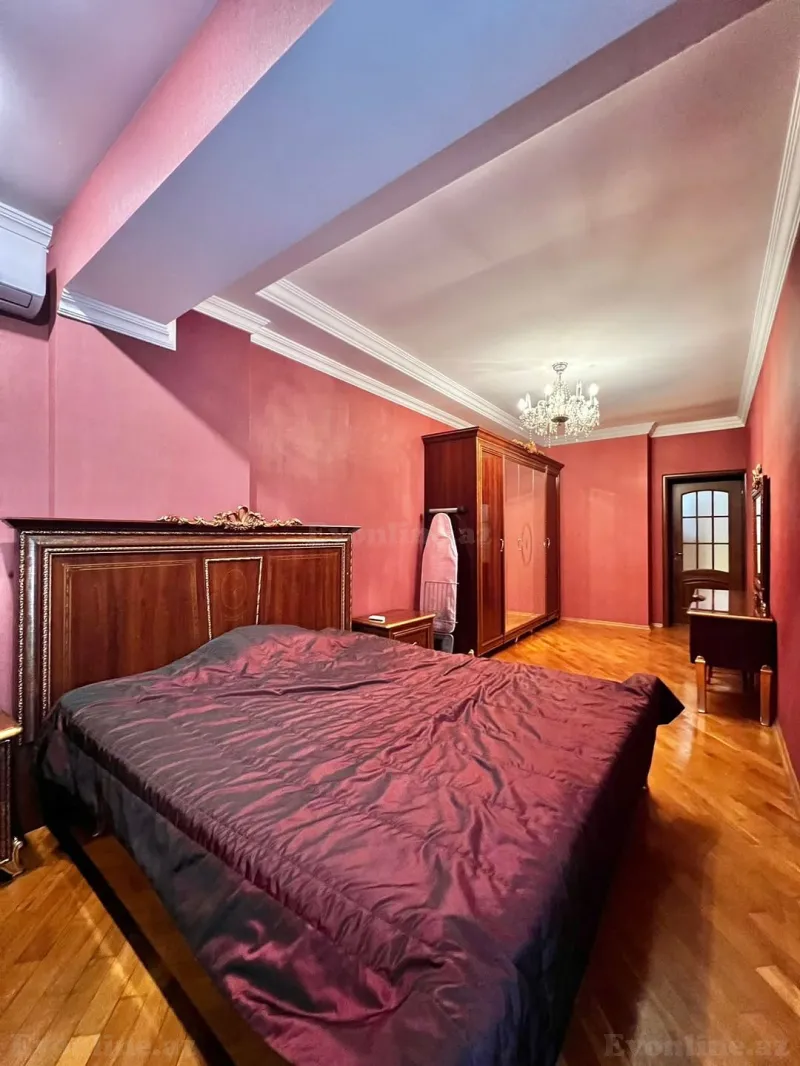 Satılır 3 otaqlı Mənzil Yeni tikili 165 m² 28 May m. - şəkil 11