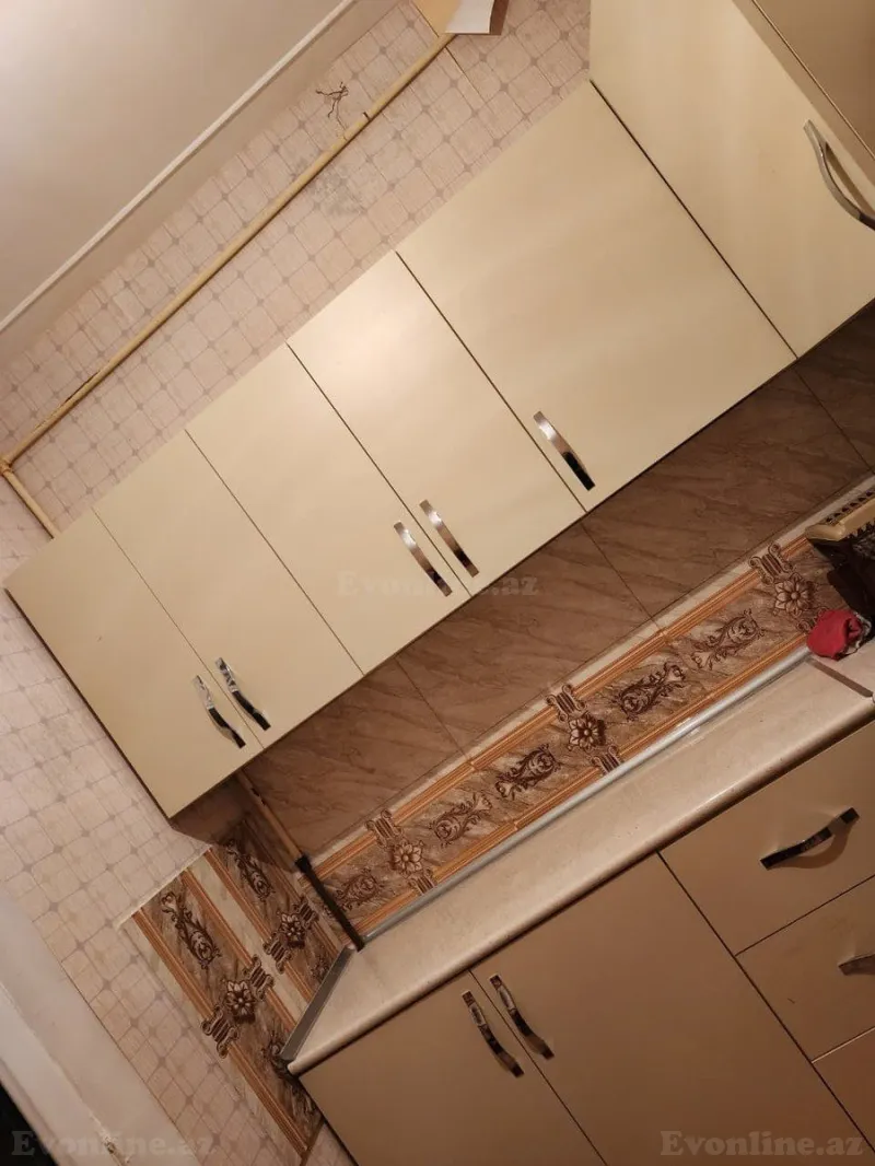 Kirayə verilir 1 otaqlı Mənzil Köhnə tikili 30 m² Memar Əcəmi m. - şəkil 2