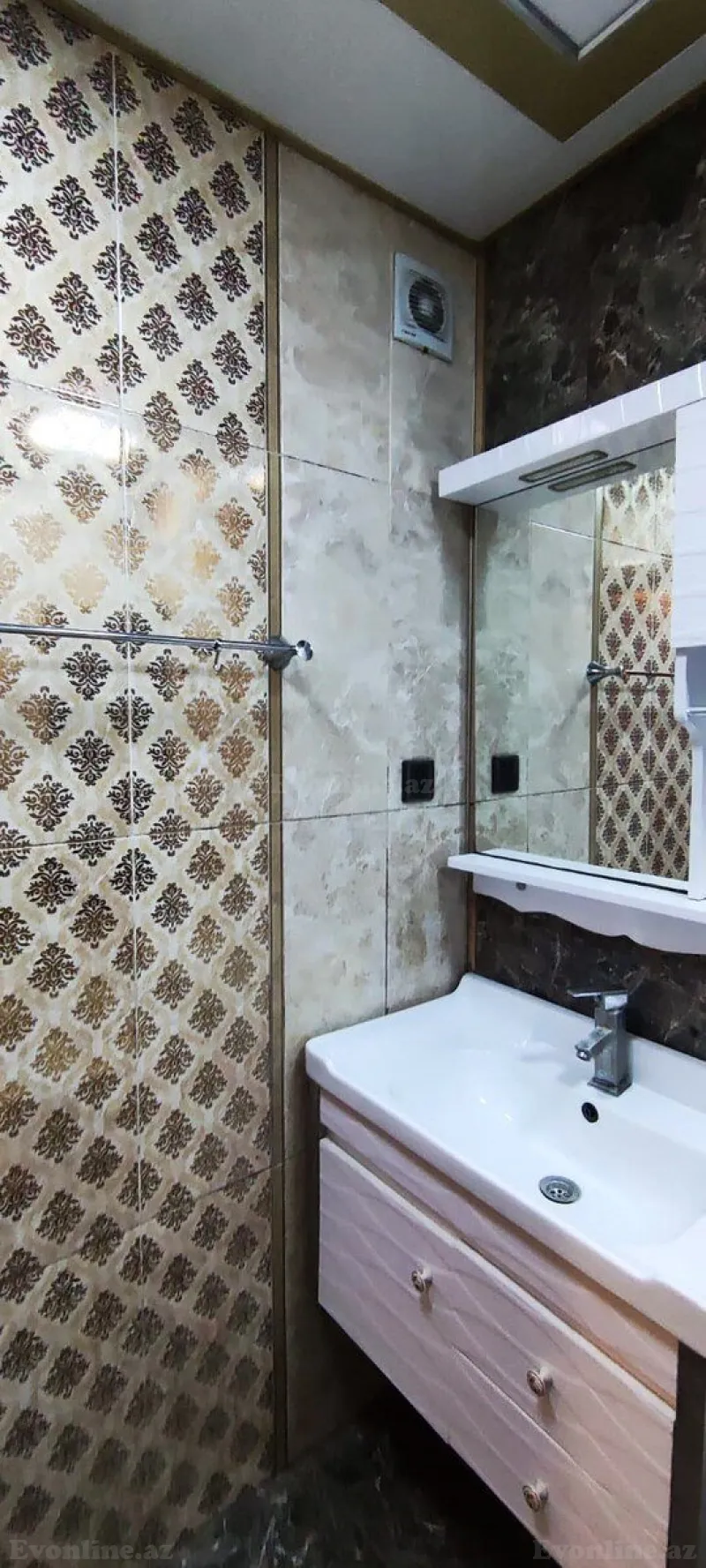 Satılır 3 otaqlı Mənzil Yeni tikili 115 m² 28 May m. - şəkil 23