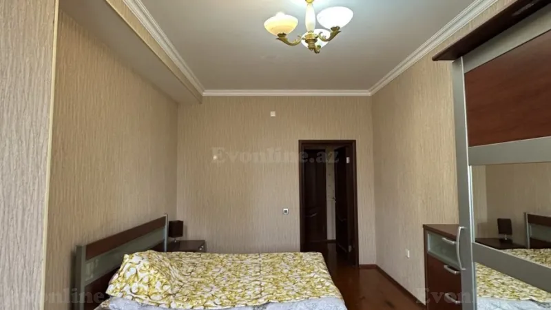Satılır 3 otaqlı Mənzil Yeni tikili 140 m² İnşaatçılar m. - şəkil 7
