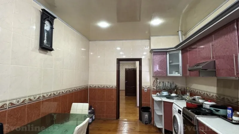 Satılır 3 otaqlı Mənzil Yeni tikili 140 m² İnşaatçılar m. - şəkil 10