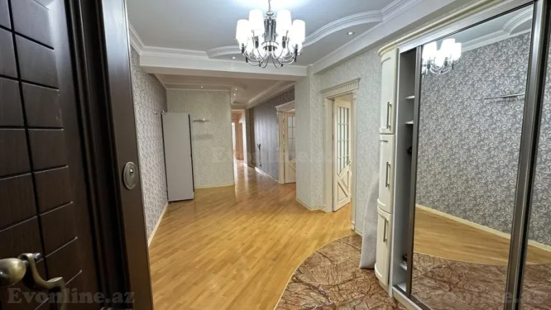 Kirayə verilir 4 otaqlı Mənzil Yeni tikili 195 m² 28 May m. - şəkil 2