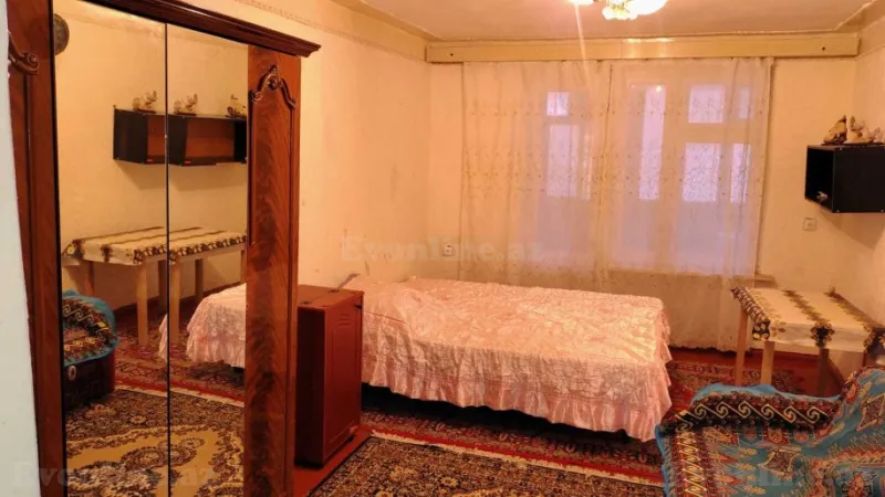 Kirayə verilir 3 otaqlı Mənzil Köhnə tikili 110 m² Nəriman Nərimanov m.