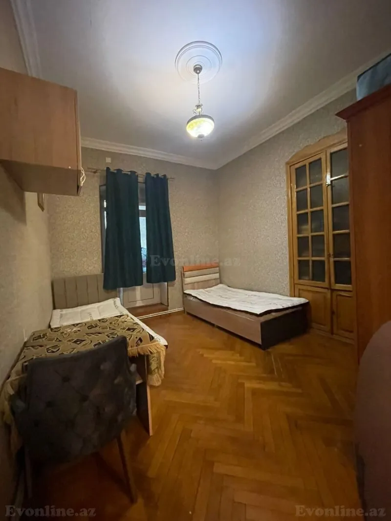 Satılır 4 otaqlı Mənzil Köhnə tikili 125 m² 28 May m. - şəkil 13