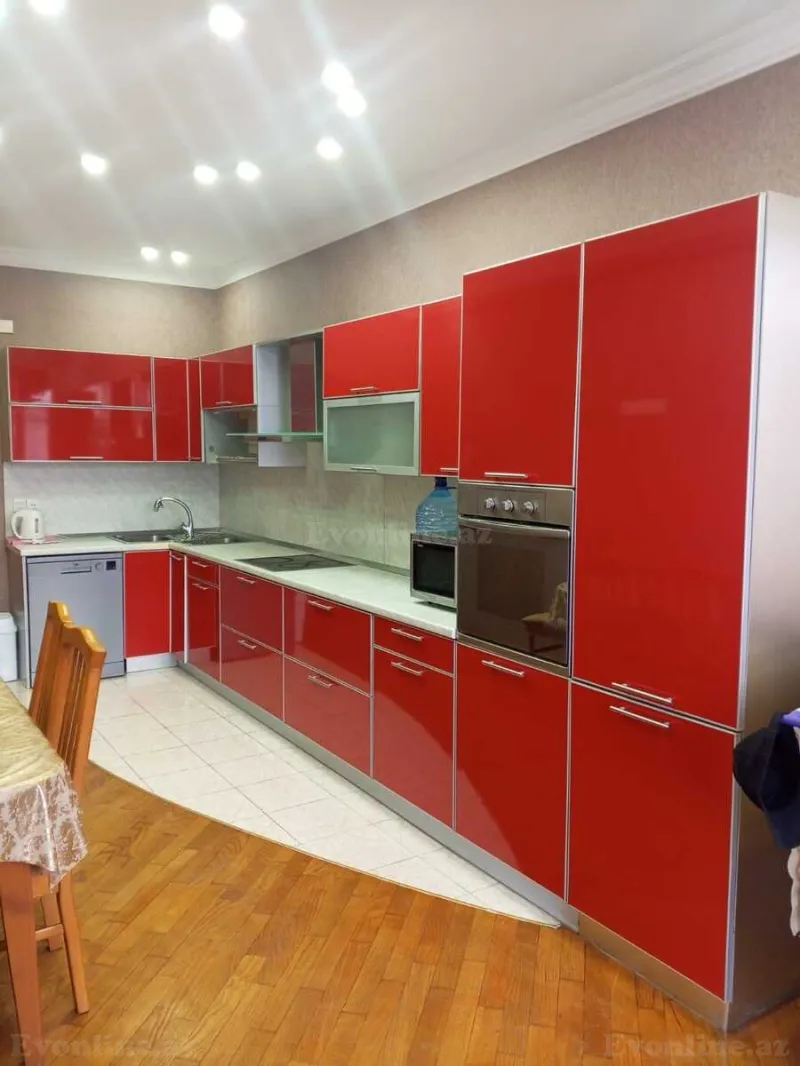 Kirayə verilir 3 otaqlı Mənzil Yeni tikili 200 m² 28 May m. - şəkil 8